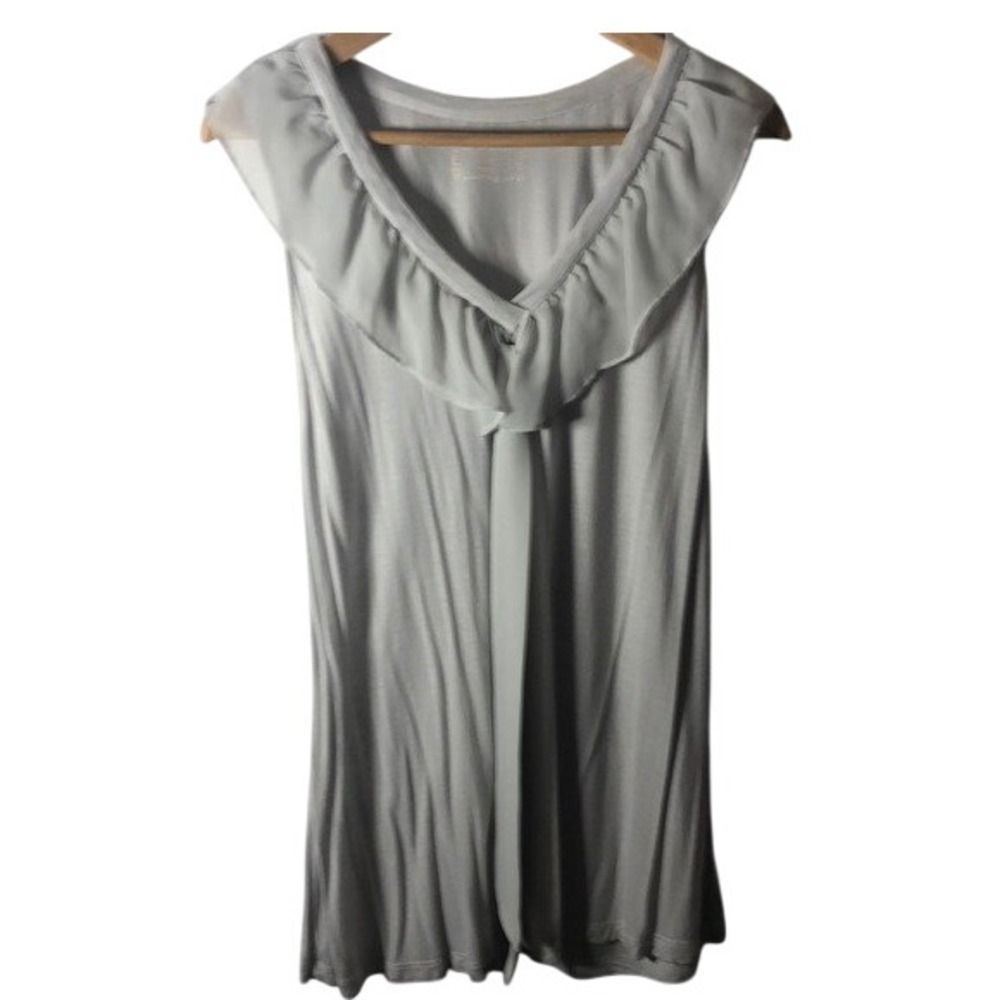 Motherhood Maternity Gray Ruffled VNeck Top Size Medium